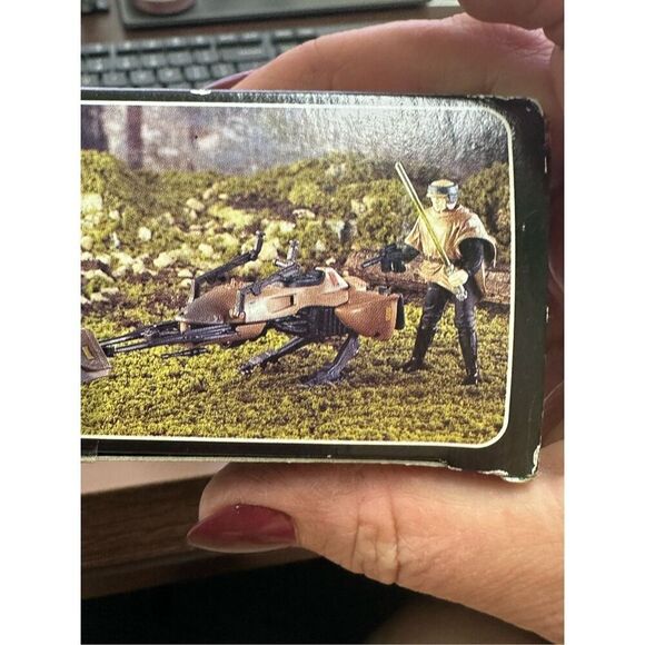 Kenner Star Wars Power of the Force speeder bike and action figure - Picture 7 of 7